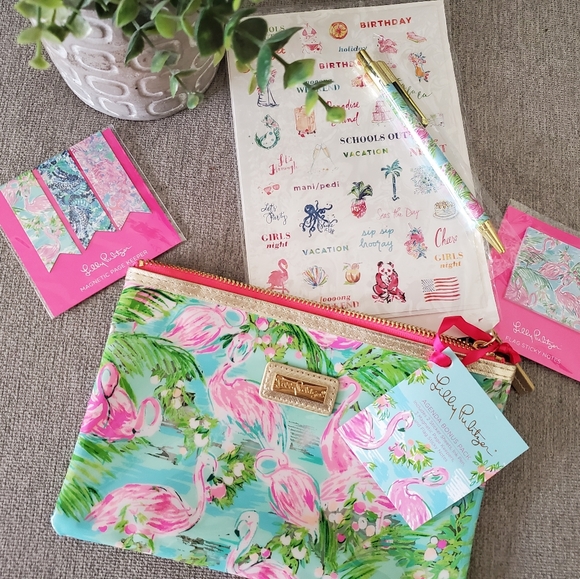 *NWT* Lilly Pulitzer Pencil Pouch - Picture 2 of 4
